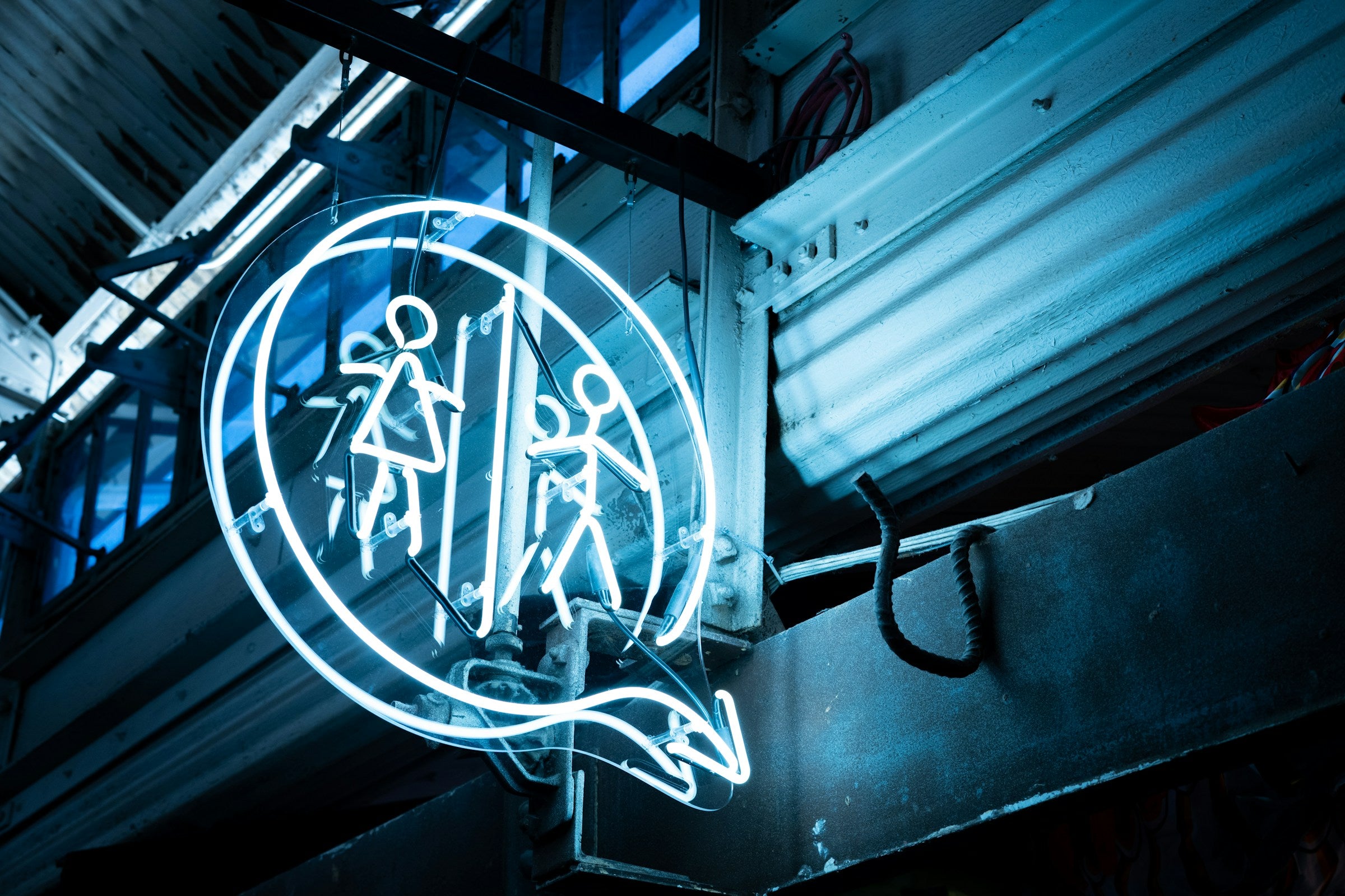 Como Evitar a Contaminação em Banheiros Sujos pipizito - faça xixi em pé