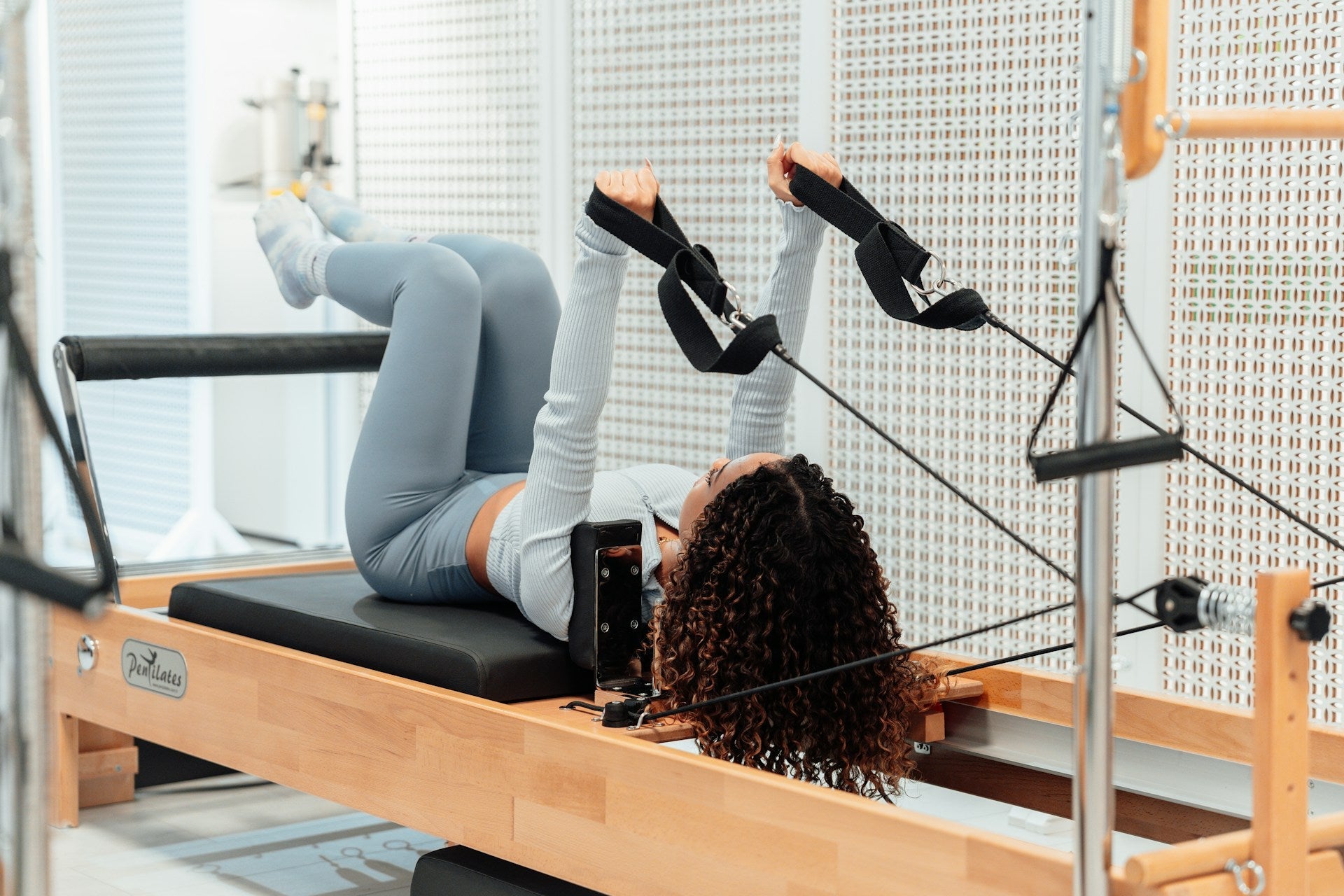 Prevenir Escapes Urinários Está Entre os Benefícios do Pilates; Contamos Outros!