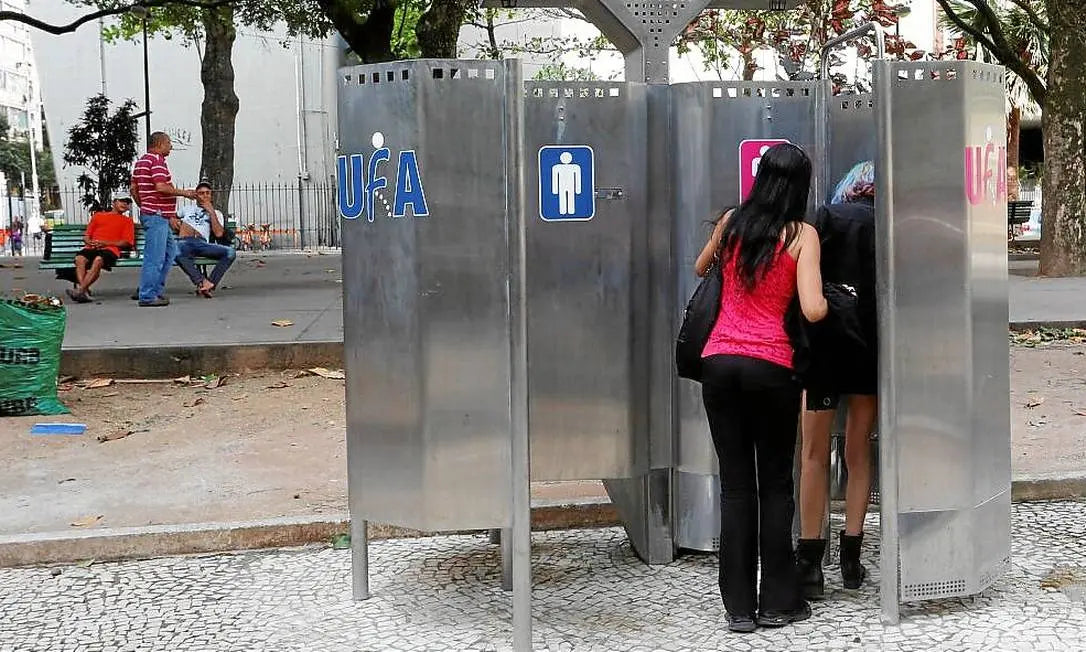 Funil Urinário Feminino: A Solução Sustentável para Banheiros Públicos pipizito - faça xixi em pé