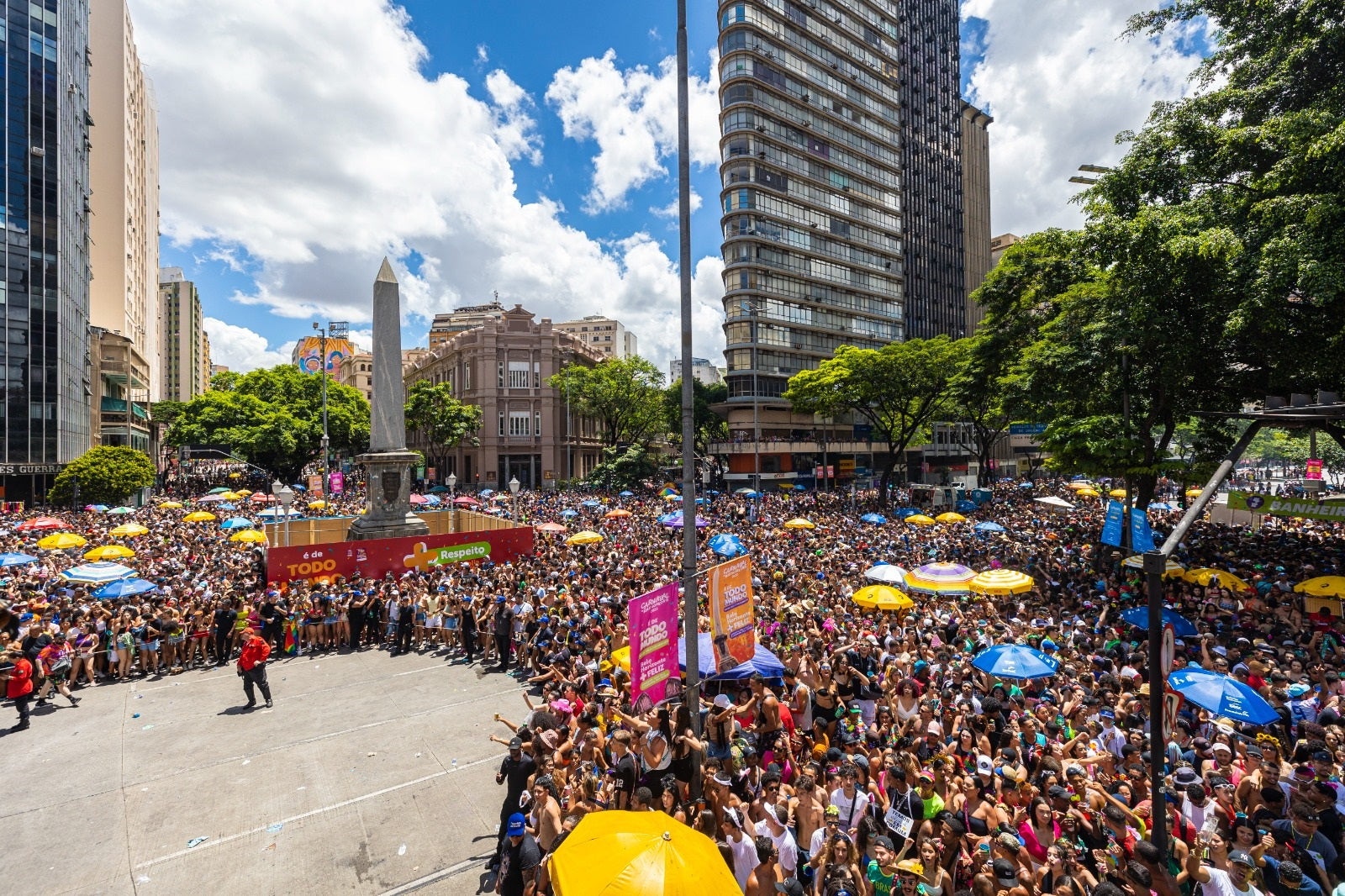 Carnaval de Belo Horizonte 2025: Guia Completo para Mulheres